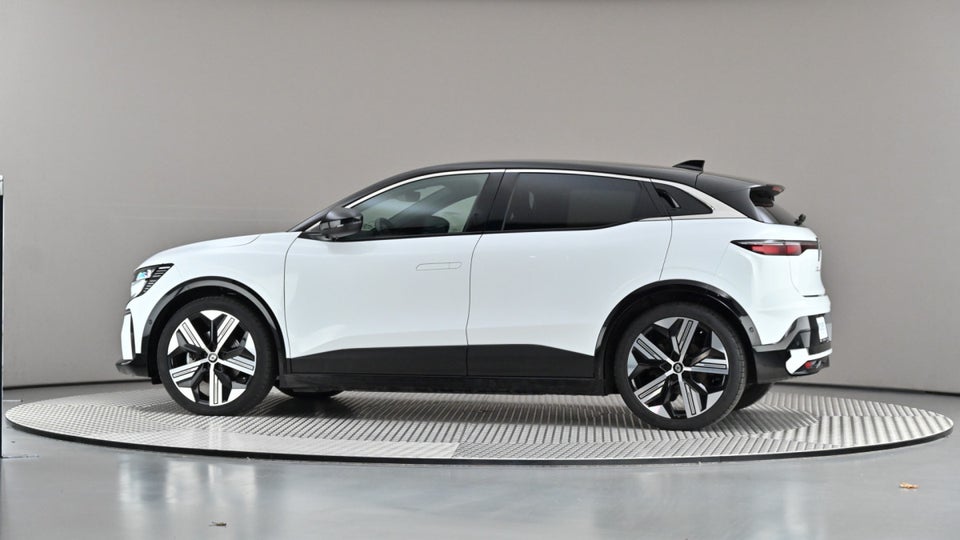 Renault Megane E-Tech 60 Iconic 5d