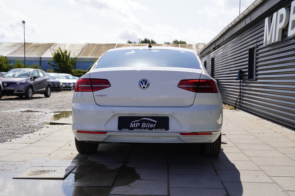 VW Passat 1,4 TSi 150 High+ DSG 4d