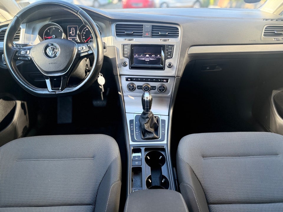 VW Golf VII 1,6 TDi 105 Highline DSG BMT 5d