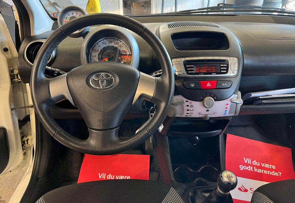 Toyota Aygo 1,0 VVT-i T2 5d