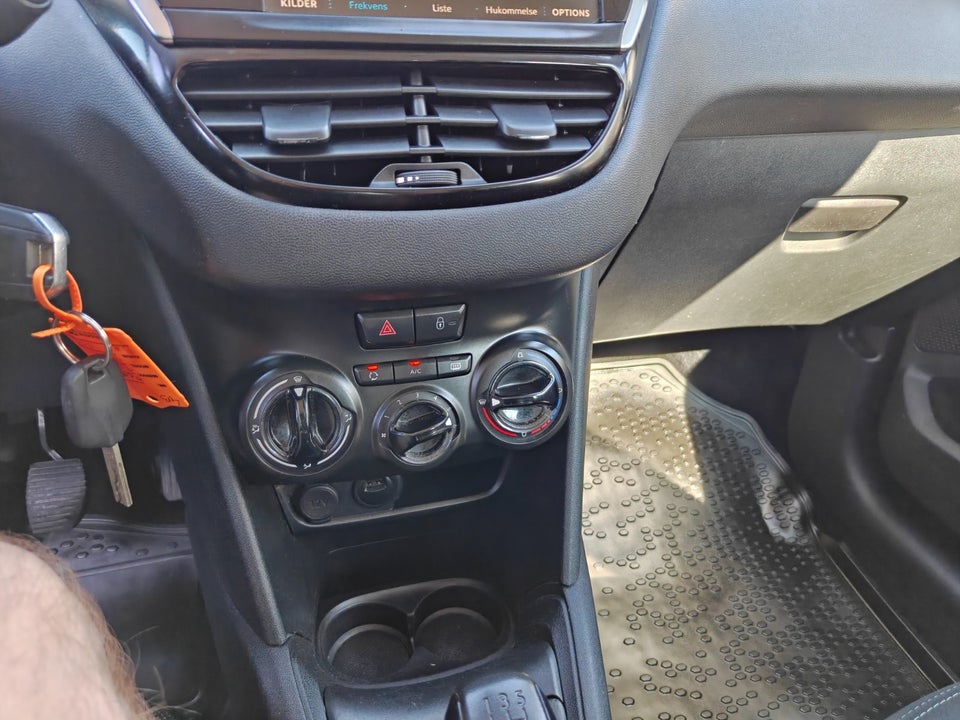 Peugeot 208 1,2 PureTech 82 Active 5d