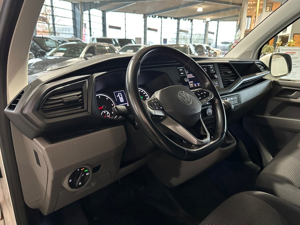 VW Transporter 2,0 TDi 150 Kassevogn DSG lang