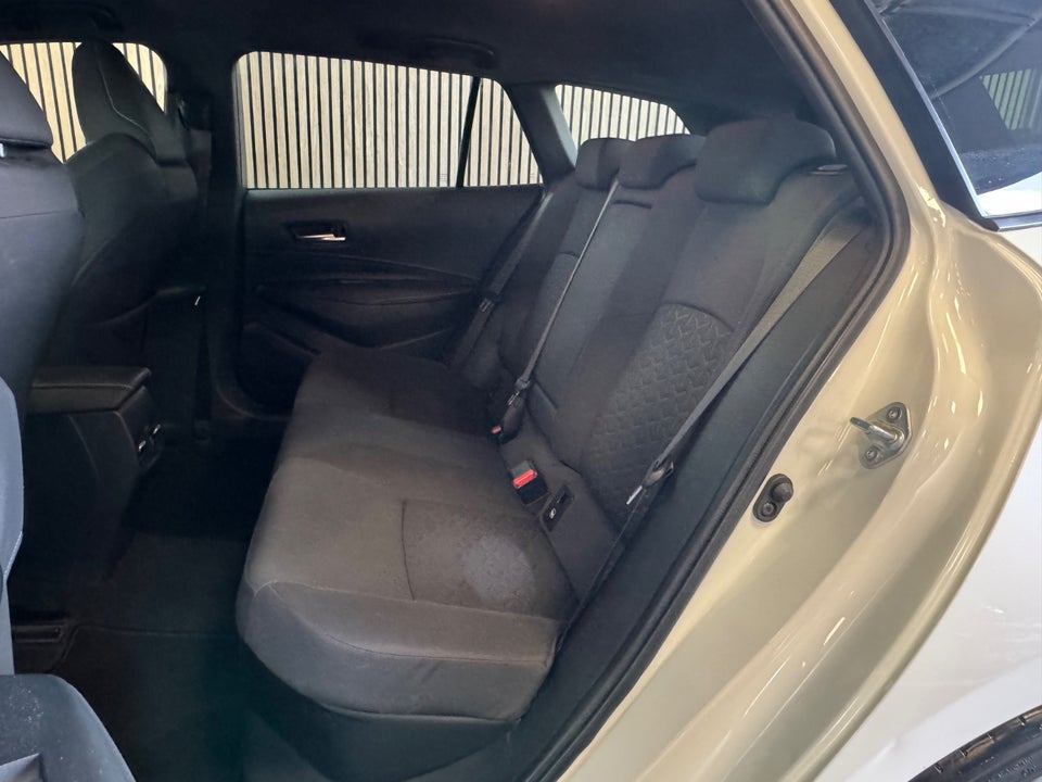 Toyota Corolla 1,8 Hybrid H3 Premium Touring Sports MDS 5d