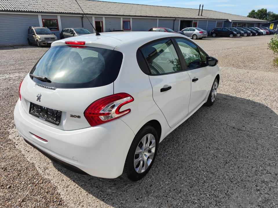 Peugeot 208 1,0 VTi Access Air 5d