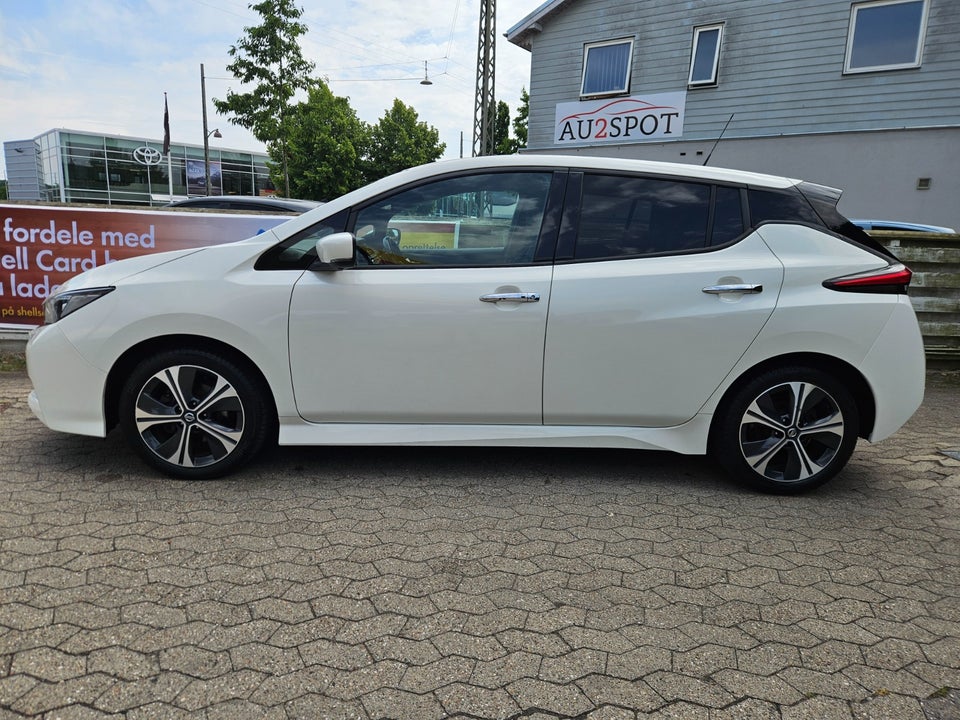 Nissan Leaf 40 N-Connecta 5d