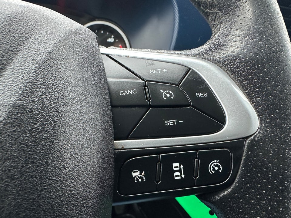 Iveco Daily 2,3 35C12 12m³ Van AG8