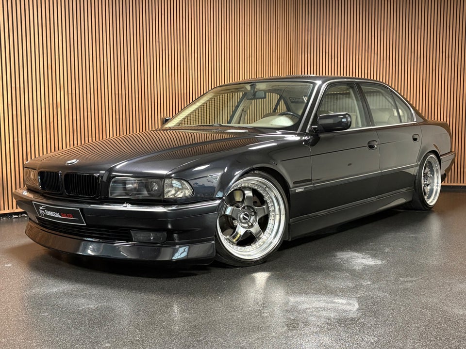 BMW 750iL 5,4 V12 4d