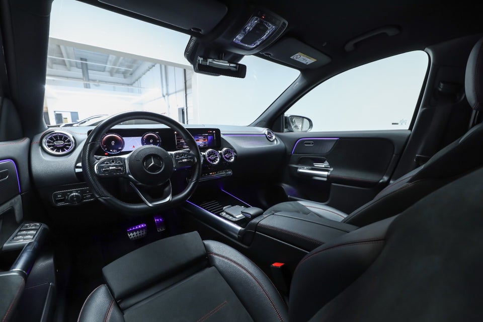 Mercedes EQA350 AMG Line 4Matic 5d