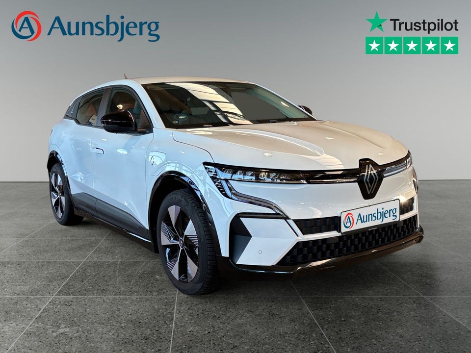 Renault Megane E-Tech 40 Equilibre 5d