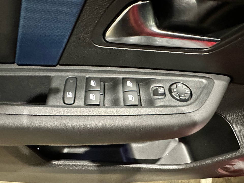 Citroën ë-C4 50 Shine 5d