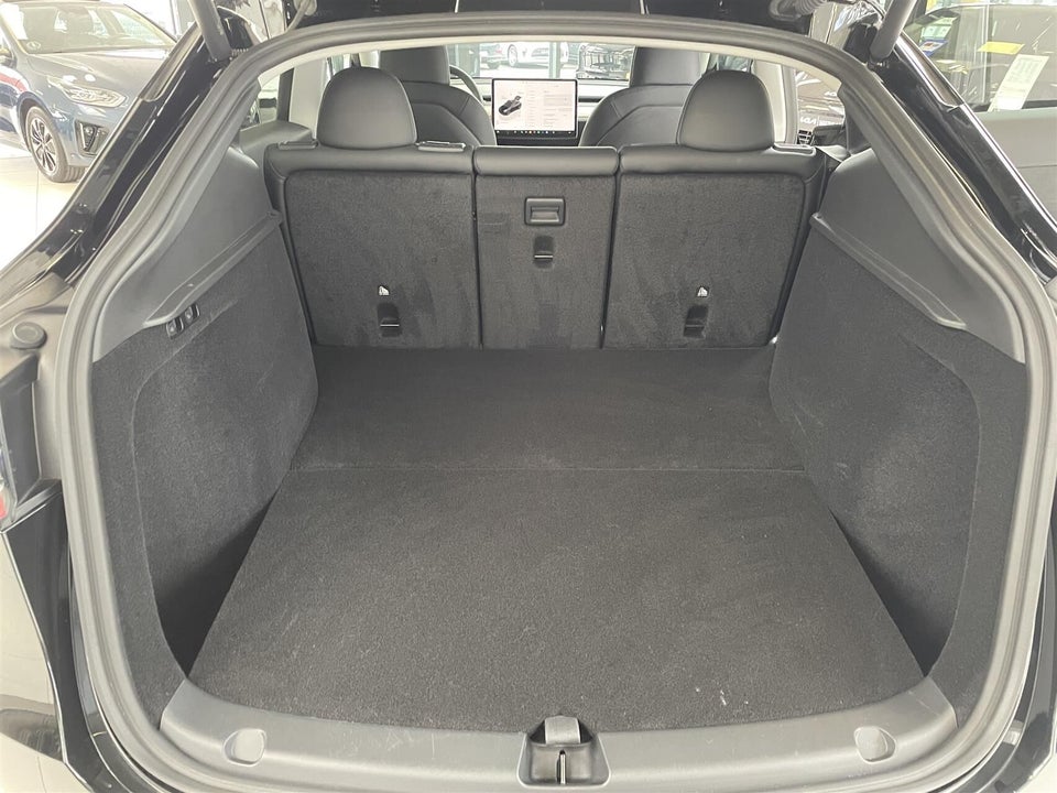 Tesla Model Y Long Range RWD 5d