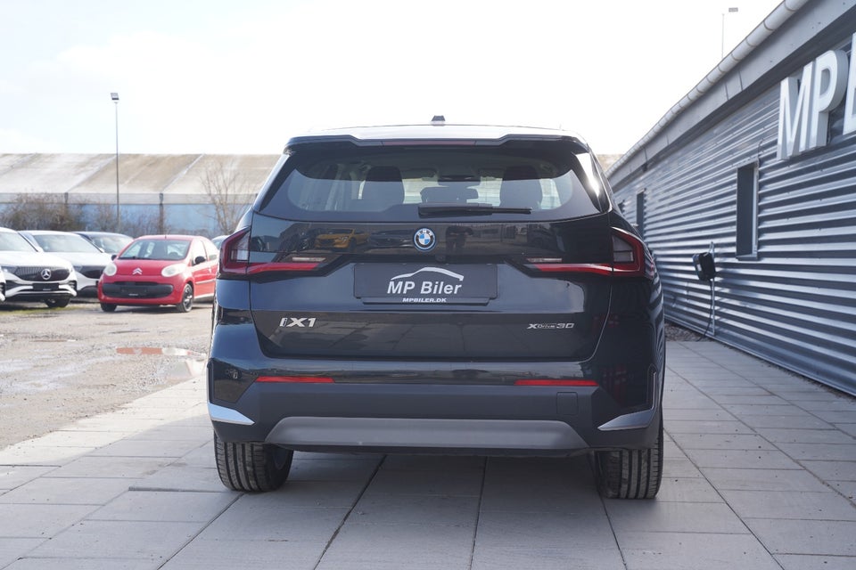 BMW iX1 xDrive30 X-Line 5d