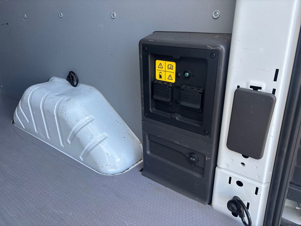 Ford E-Transit 350 L3 Van 68 Trend H2 RWD