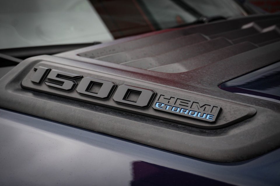 Dodge RAM 1500 5,7 V8 Hemi Limited Night aut. 4d