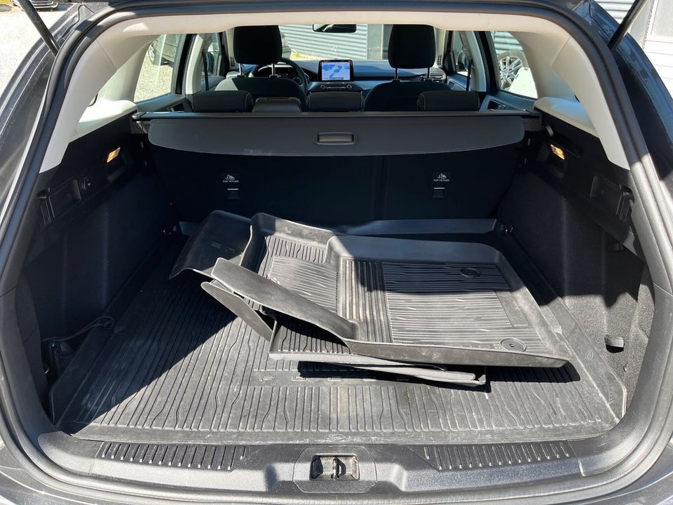 Ford Focus 1,0 EcoBoost mHEV Titanium stc. 5d