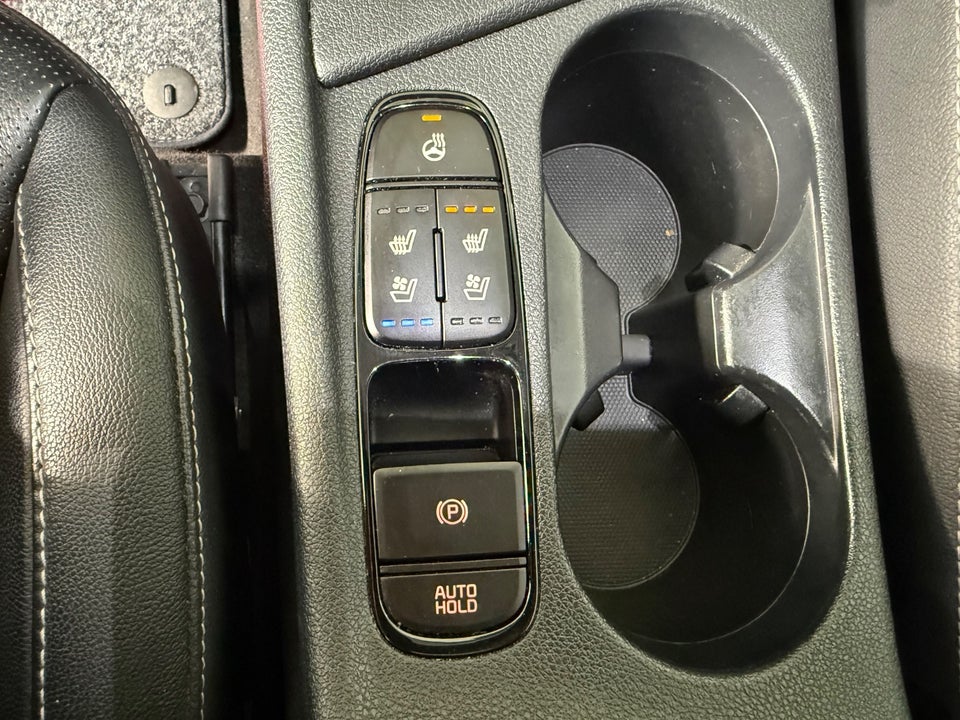 Kia Niro 1,6 PHEV Premium DCT 5d