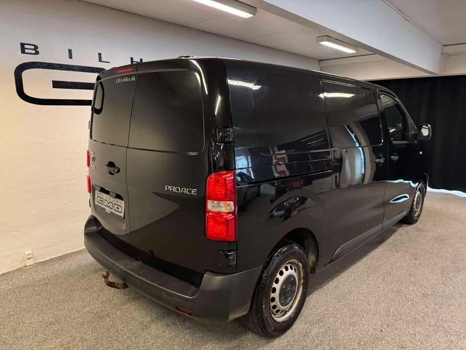 Toyota ProAce 2,0 D 120 Compact Comfort 5d