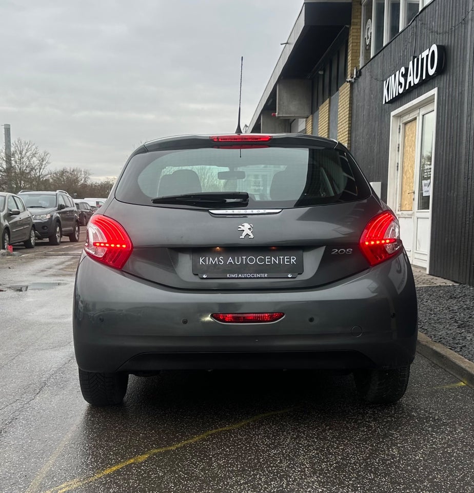 Peugeot 208 1,2 VTi 82 Active 5d