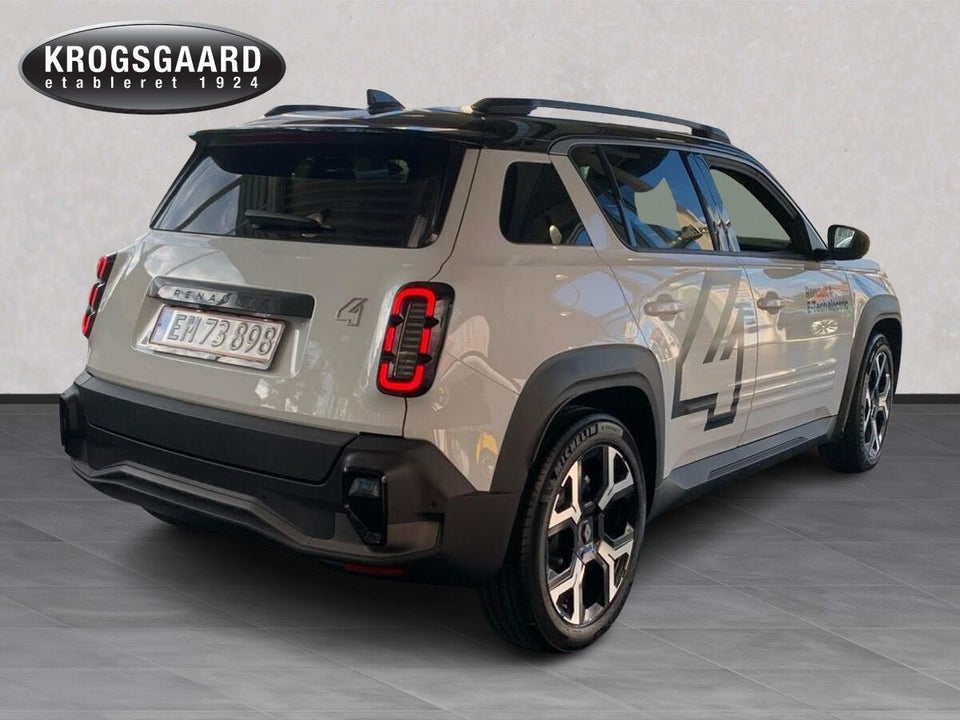 Renault 4 E-Tech 52 Techno 5d