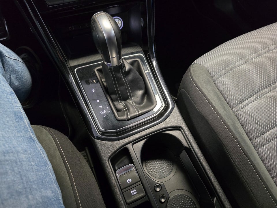 VW Touran 2,0 TDi 150 R-line DSG 5d