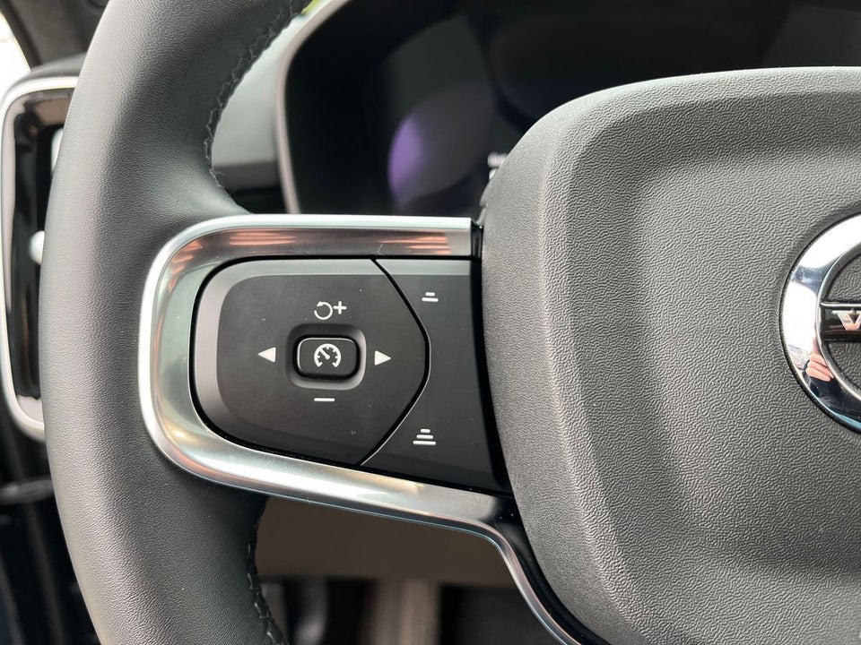 Volvo XC40 P8 ReCharge Twin Pro 5d