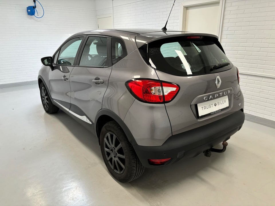 Renault Captur 1,5 dCi 90 Expression 5d