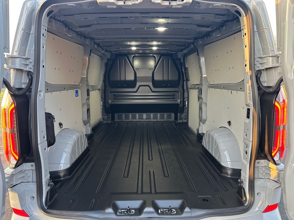 Ford E-Transit Custom 340L 64 Limited