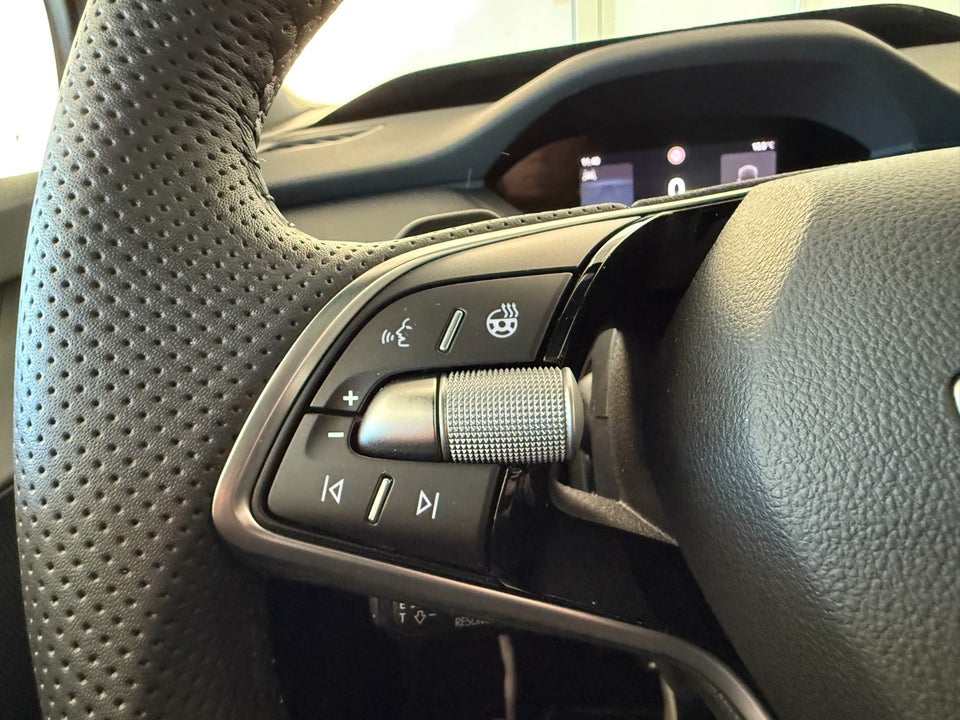 Skoda Enyaq 85x iV Sportline Maxx 5d