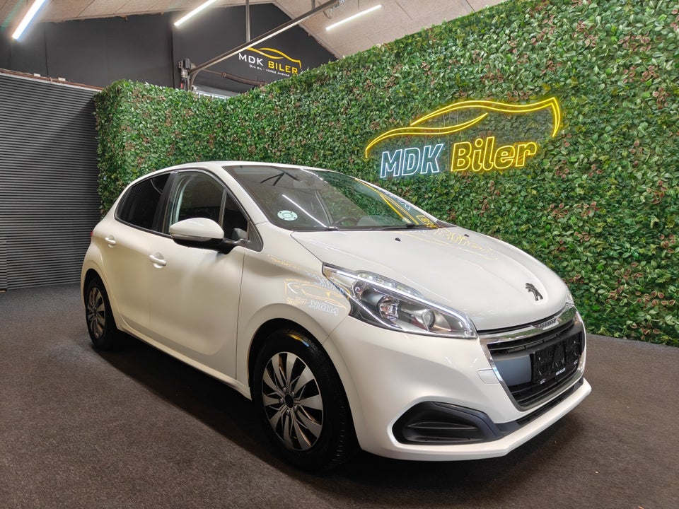 Peugeot 208 1,6 BlueHDi 100 Active 5d