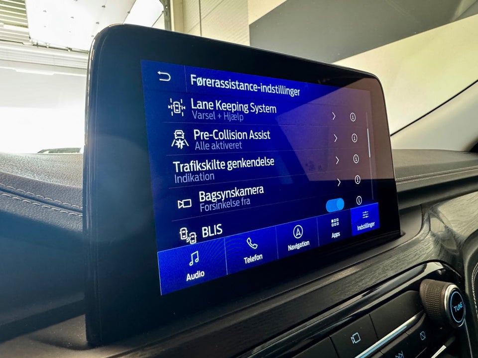 Ford Kuga 2,5 PHEV Vignale CVT 5d