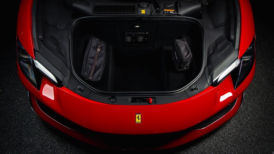 Ferrari 296 GTB 2,9 DCT 2d