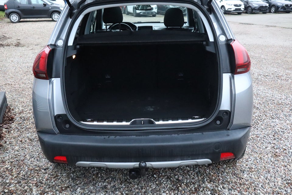 Peugeot 2008 1,5 BlueHDi 100 Allure Sky 5d