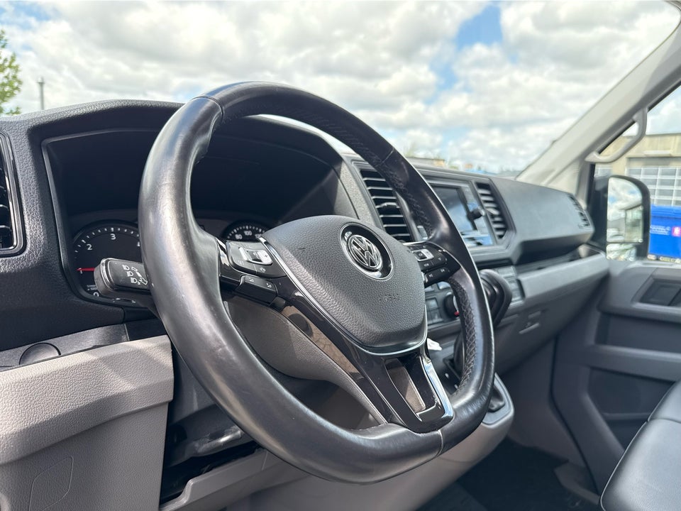 VW Crafter 35 2,0 TDi 163 Kassevogn L3H3 aut. RWD