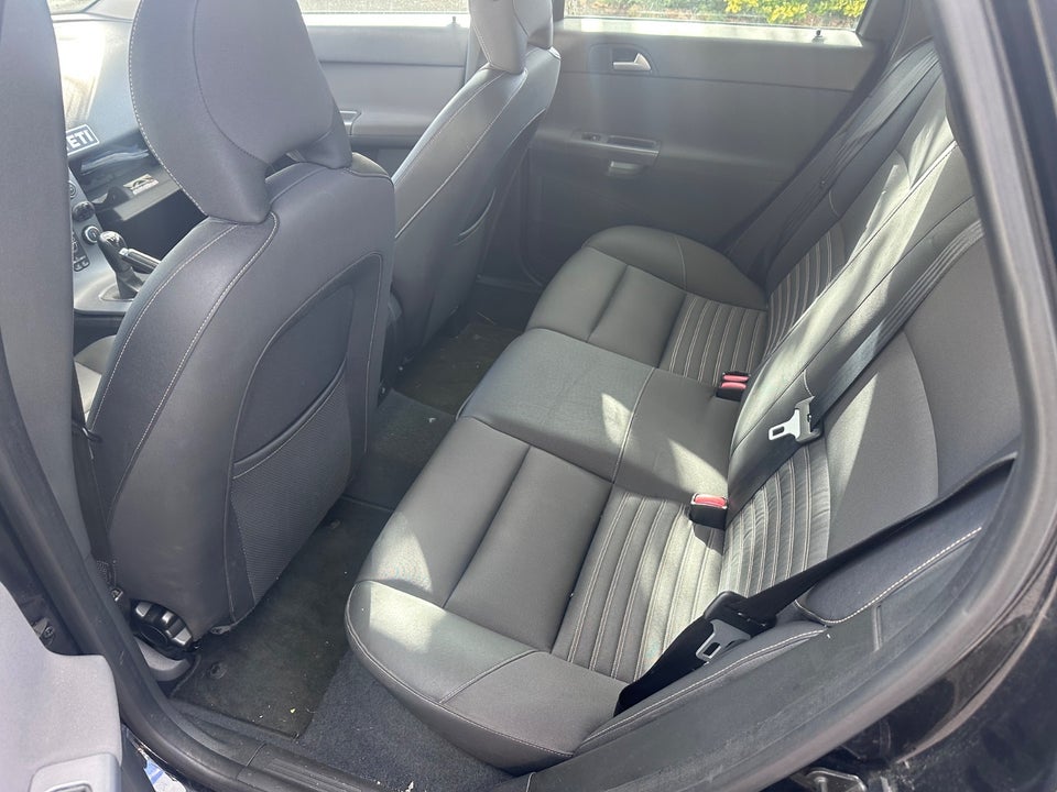 Volvo V50 1,6 D DRIVe 5d
