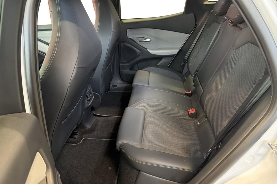 Ford Explorer 77 Select Extended Range 5d