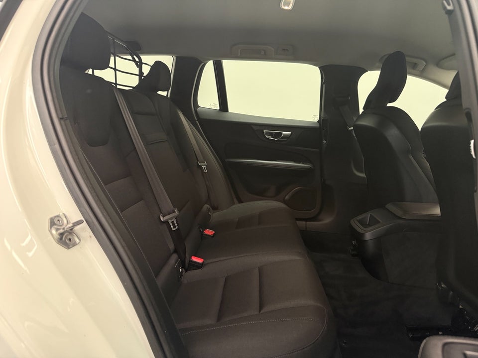 Volvo V60 2,0 D4 190 Momentum aut. 5d