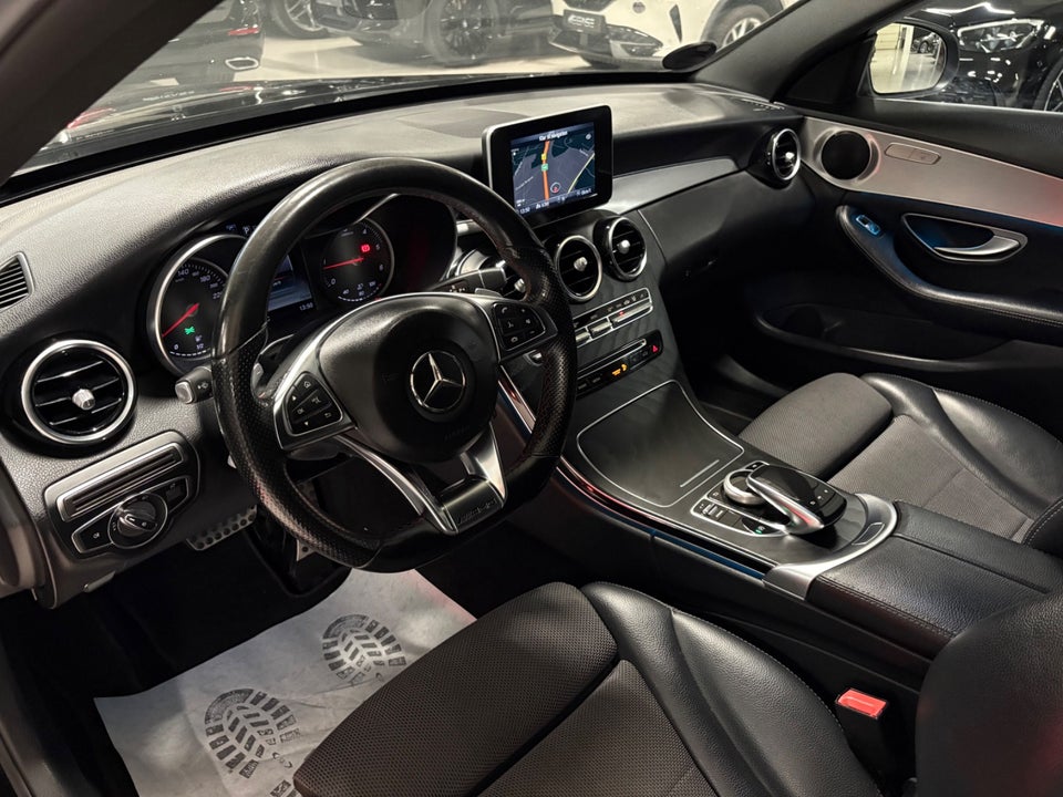 Mercedes C220 d 2,2 AMG Line stc. aut. 5d