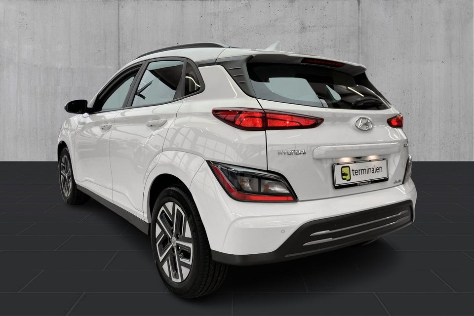 Hyundai Kona 39 EV Select 5d