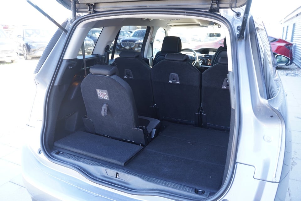 Citroën Grand C4 SpaceTourer 1,5 BlueHDi 130 Shine 7prs 5d