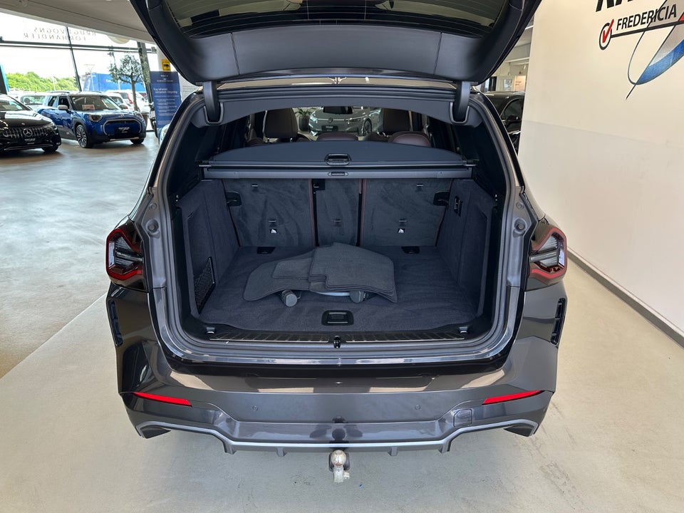 BMW iX3 Charged Plus M-Sport 5d