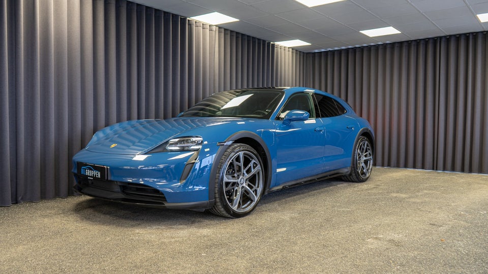 Porsche Taycan 4S Performance+ Cross Turismo 5d