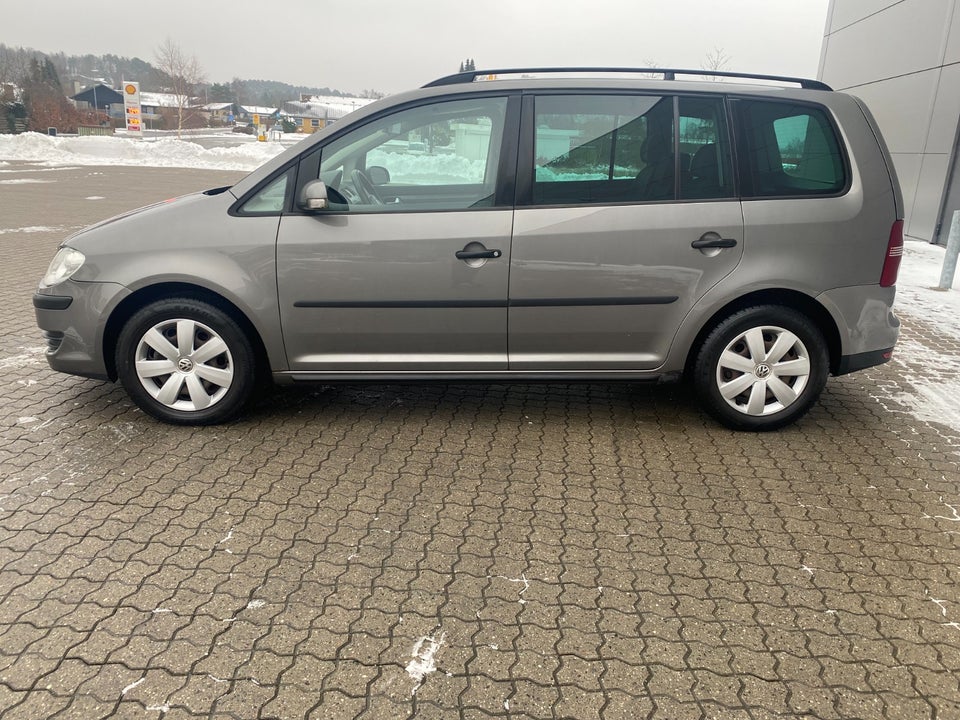 VW Touran 1,4 TSi 140 Trendline 5d