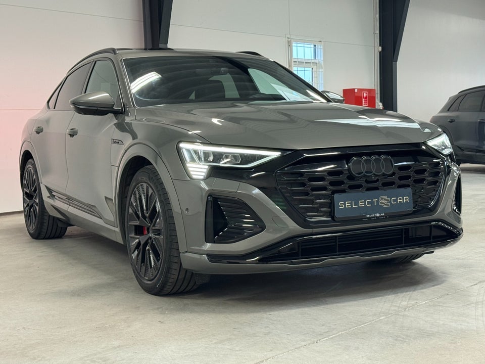Audi Q8 e-tron 55 S-line Sportback quattro 5d