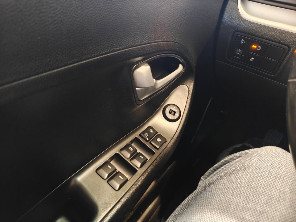 Kia Picanto 1,0 MPi Advance 5d