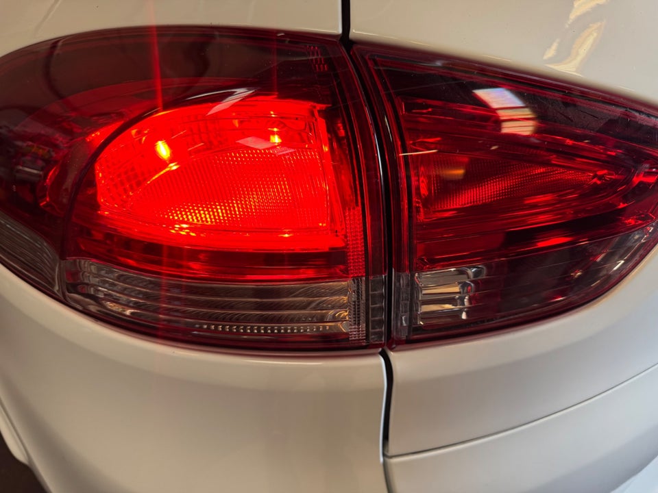 Renault Clio IV 1,5 dCi 90 Limited Sport Tourer 5d