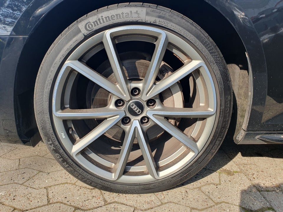 Audi A4 2,0 TDi 190 S-line Avant quattro S-tr. 5d