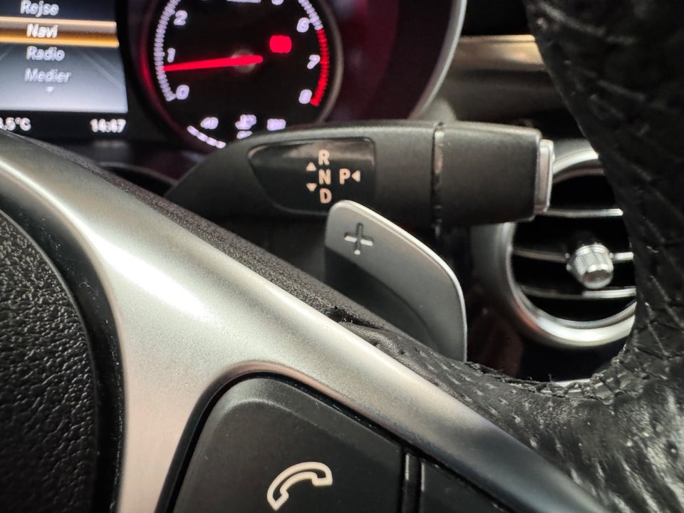 Mercedes C400 3,0 AMG Line stc. aut. 4Matic 5d