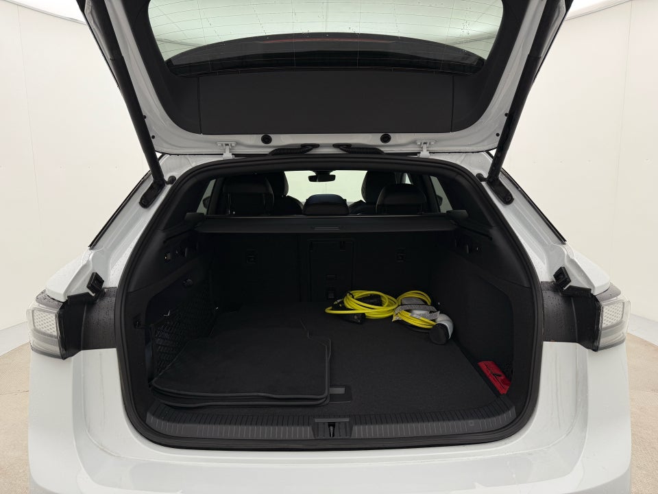 VW ID.7 77 Style+ Tourer 5d