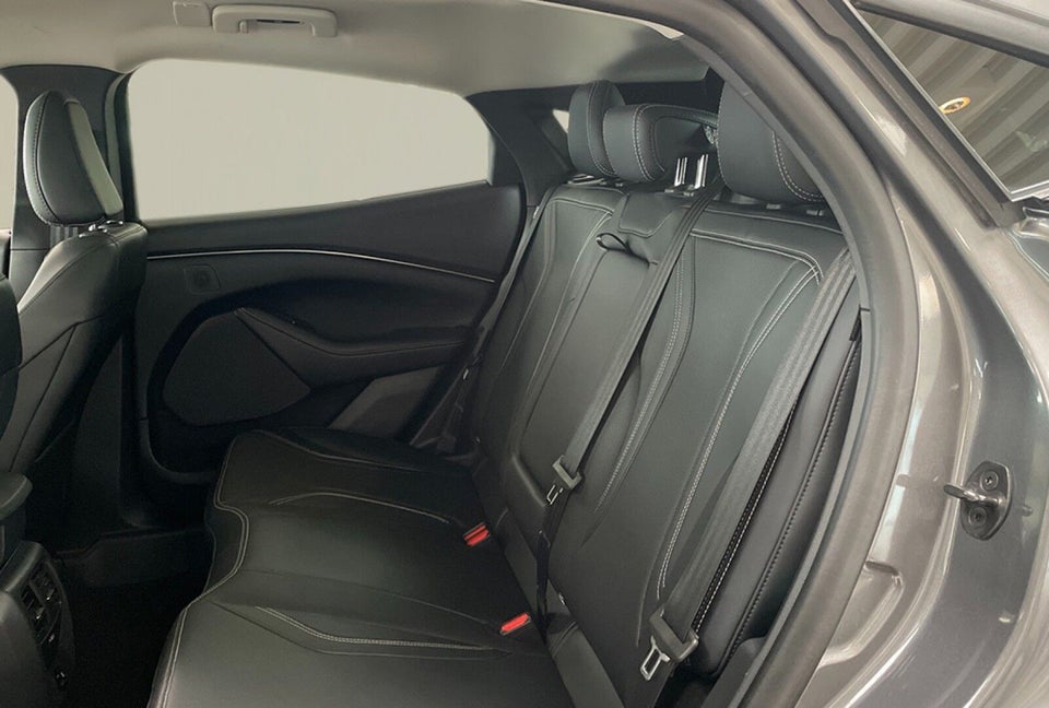 Ford Mustang Mach-E 70 Premium Standard Range 5d