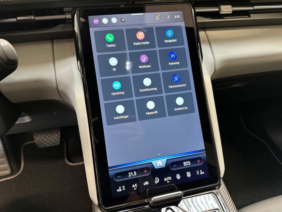 Ford Capri 82 Premium Extended Range 5d